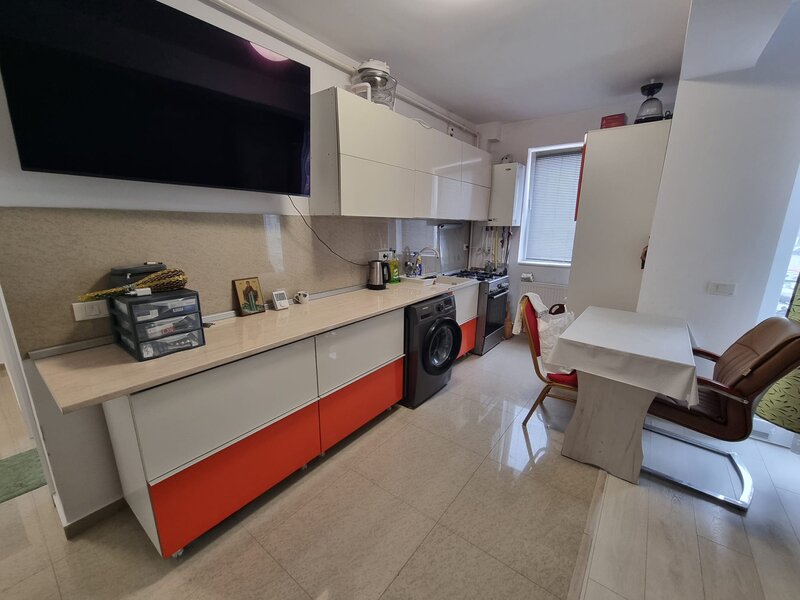 Pantelimon, la 7 minute de Cora, oras Pantelimon,